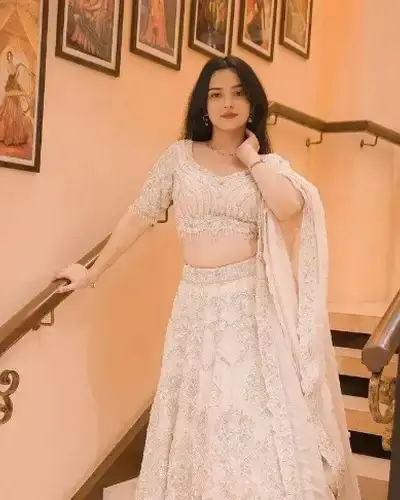 Escort Chumukedima